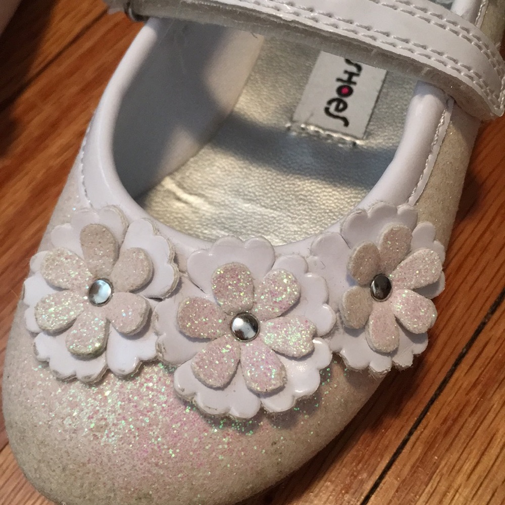 Toddler Girls white Sparkle Shoes - Picture 5 of 5
